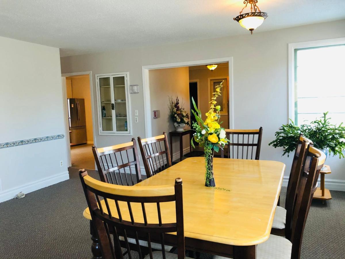 Downtown Whitehorse 2 Bedroom House Dış mekan fotoğraf