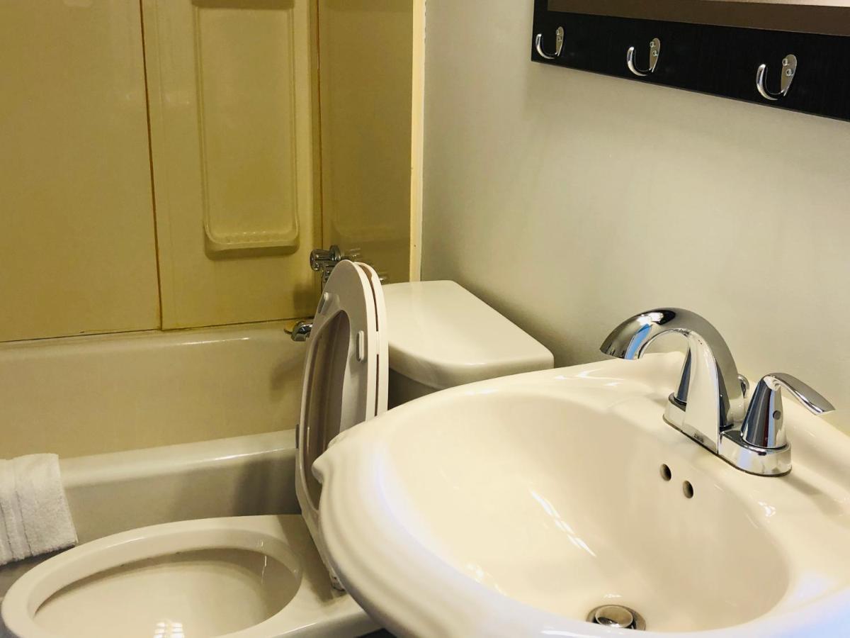 Downtown Whitehorse 2 Bedroom House Dış mekan fotoğraf